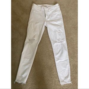 American Eagle White Jeans
